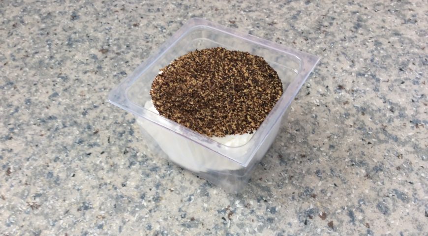 Black pepper spiced goat cheese- 1 piece x 100g